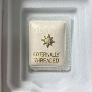 Piercing Pagoda Opal & 14k Gold Cartilage Barbell